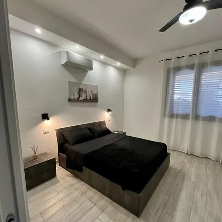 Luxury B Apartment *